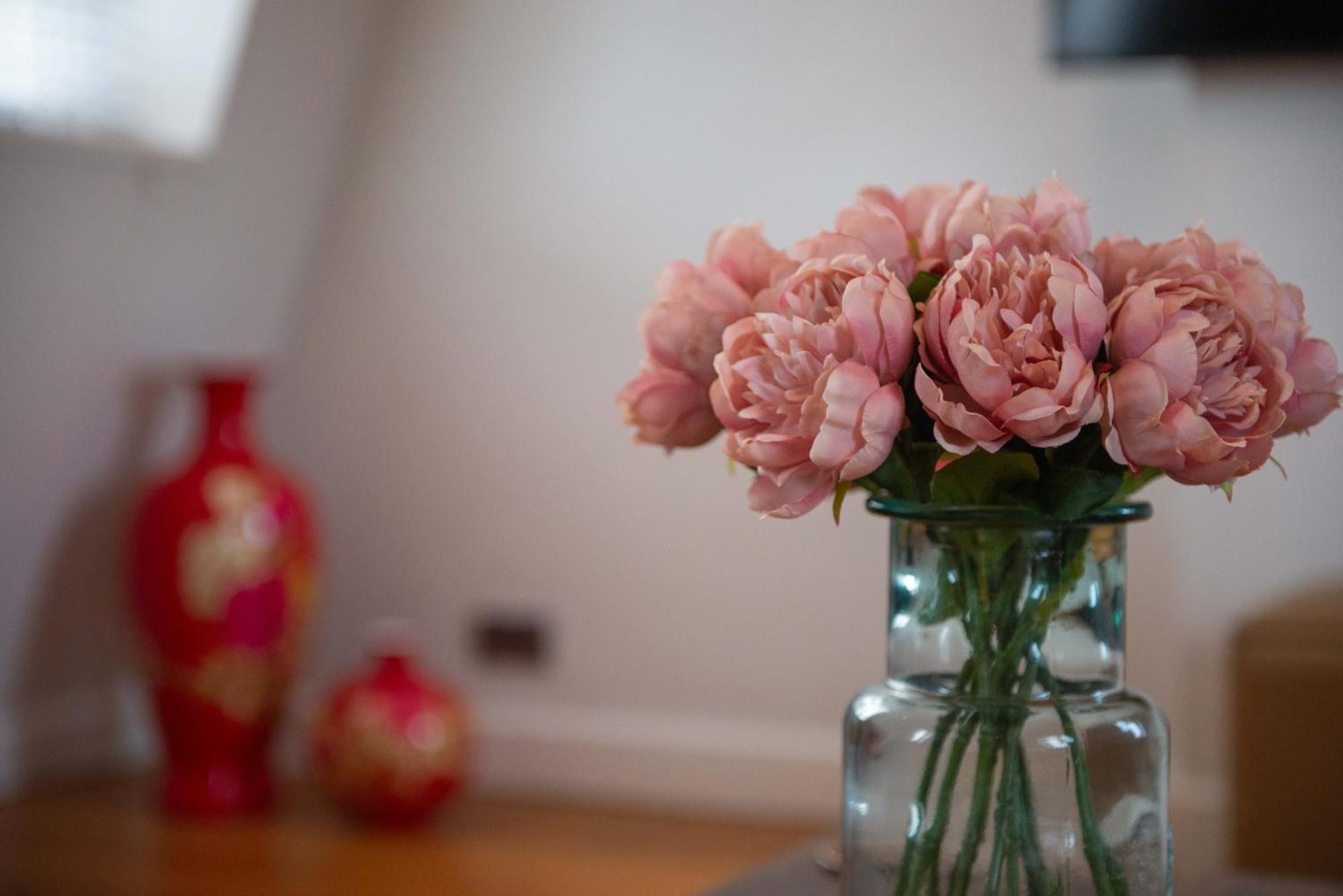 Stylish Townhouse, Work Desk, Fast Wi-Fi, Sleeps 6 Stamford Kültér fotó