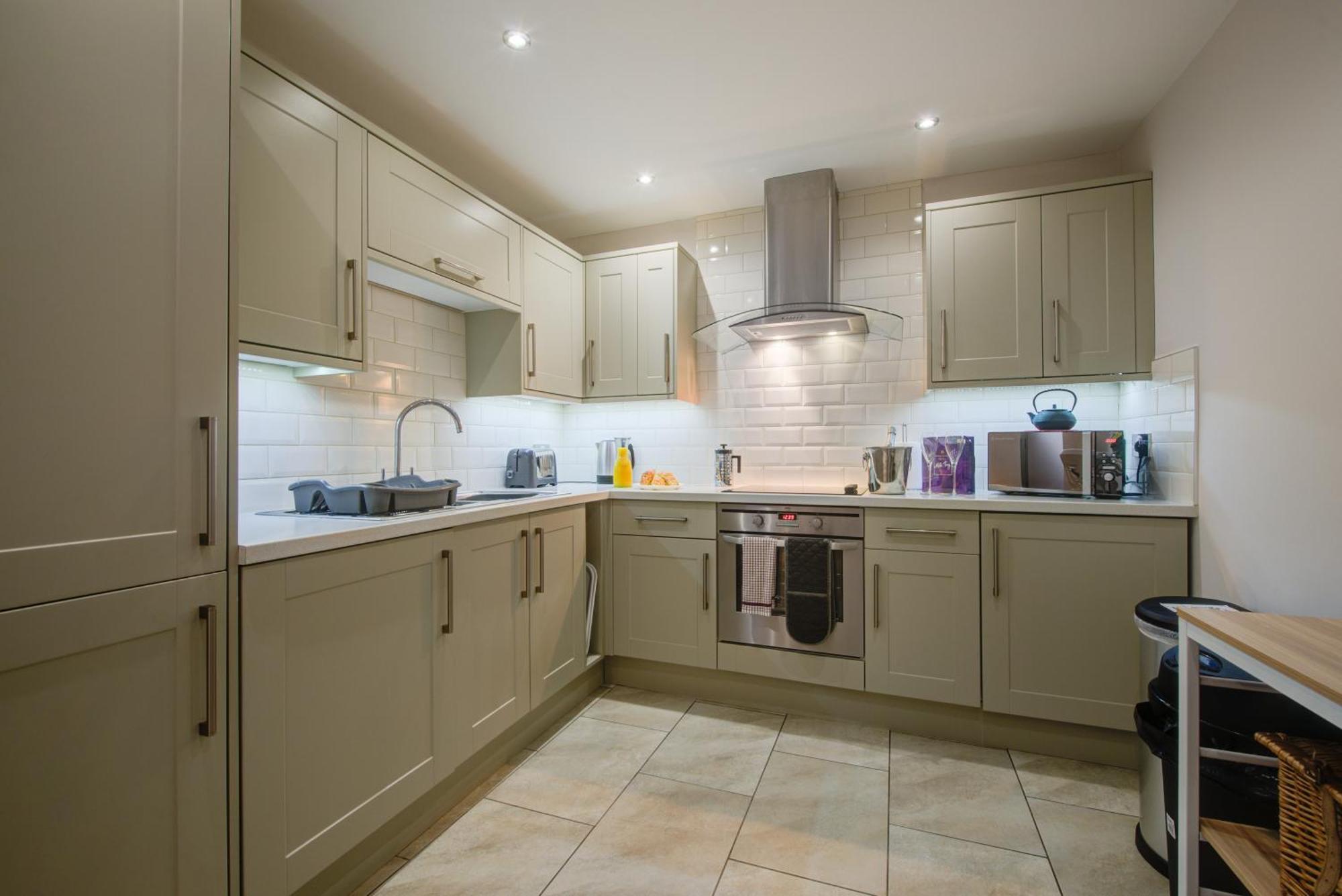 Stylish Townhouse, Work Desk, Fast Wi-Fi, Sleeps 6 Stamford Kültér fotó